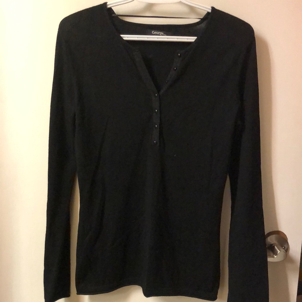 George black long sleeved mid button up sweater size small